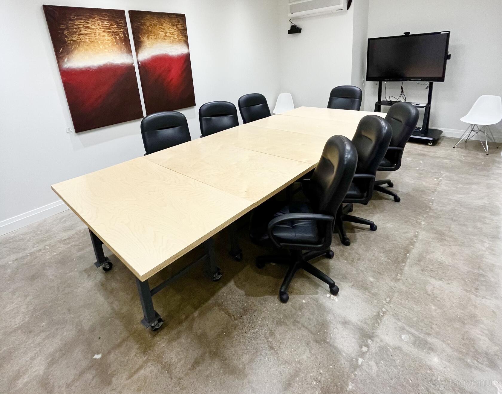 "The Honeycomb" Meeting Room at The Village Hive Duncan Mill at Leslie Street
