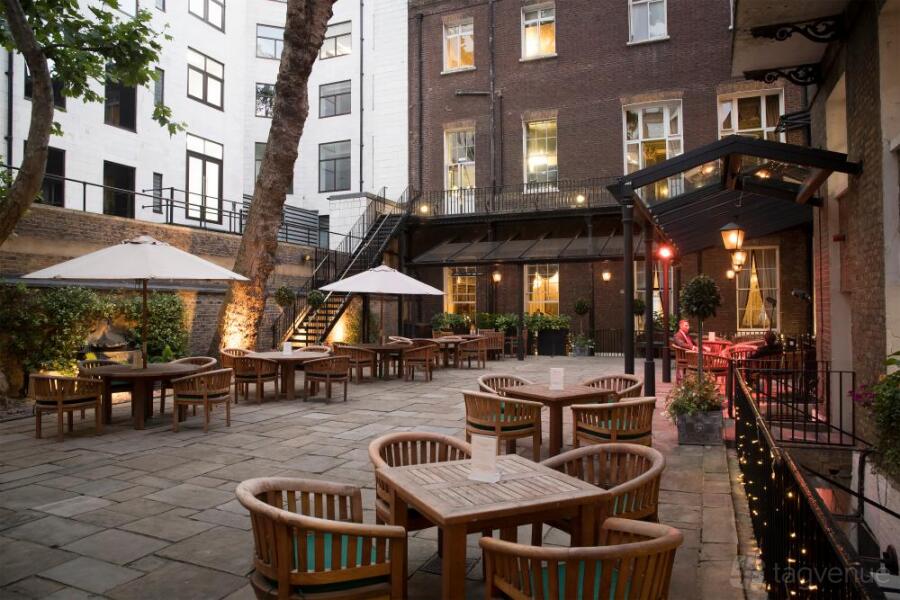 Courtyard (Marquee) at