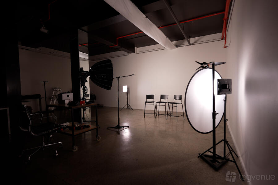 Open Plan White Studios at