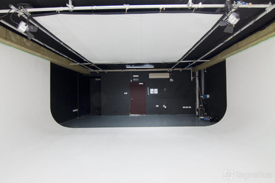 Studio 2 Studio 2