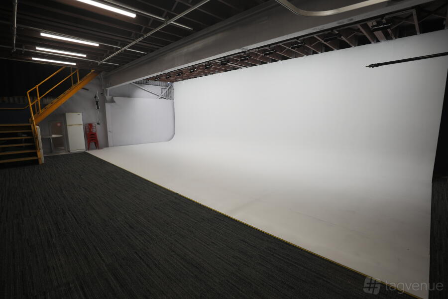 Sydney Studio 1 - 11mx5mx3.3m Sydney Studio 1 - 11mx5mx3.3m