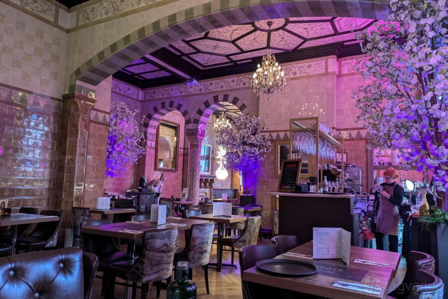 Roots • Cocktail Bar & Brasserie Roots • Cocktail Bar & Brasserie