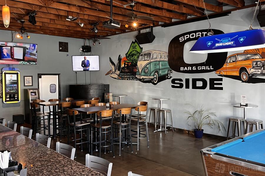 Oside Sports Bar and Grill Oside Sports Bar and Grill