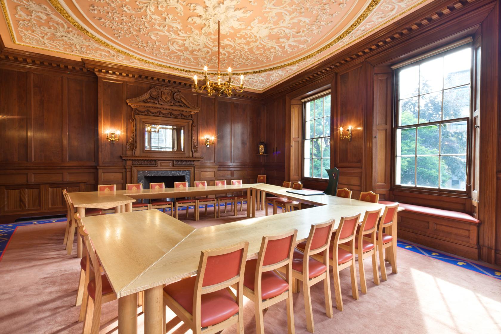 Holy Court Rrom New Court Room - Innholders' Hall - Event Venue Hire - Tagvenue.com