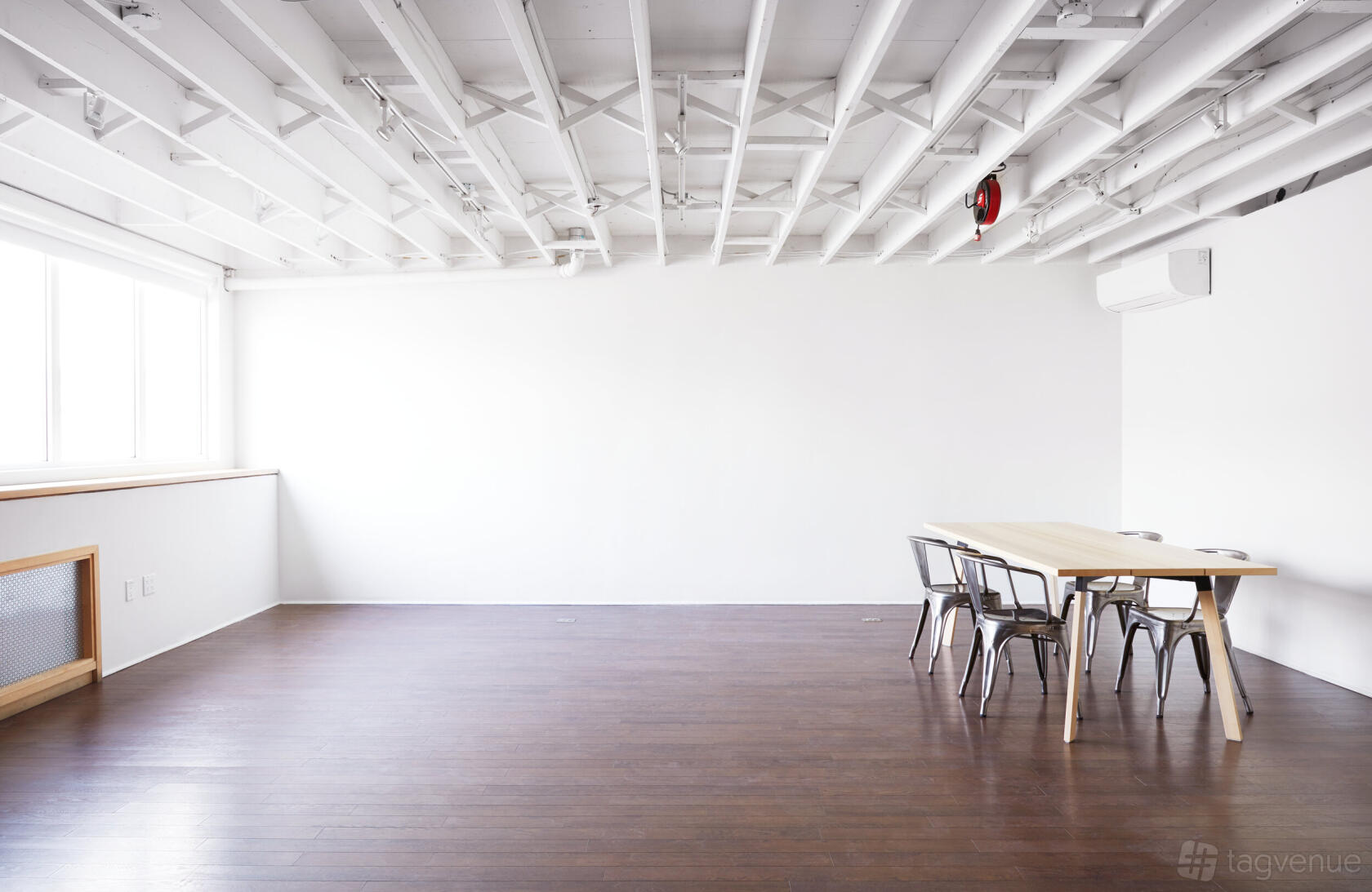 Album Studios: Geary