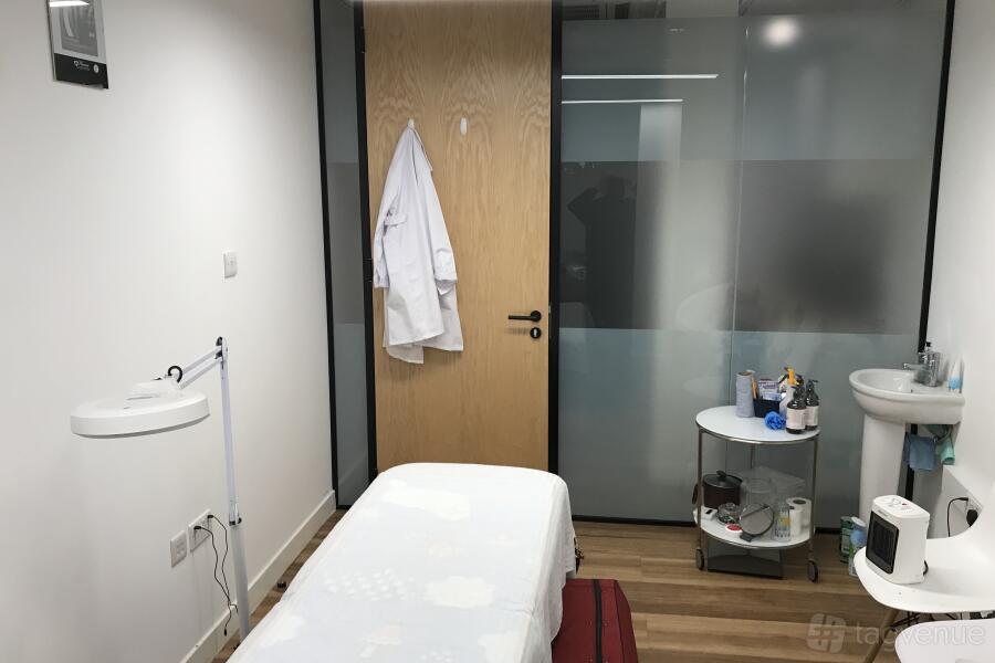 Treatment Room Treatment Room