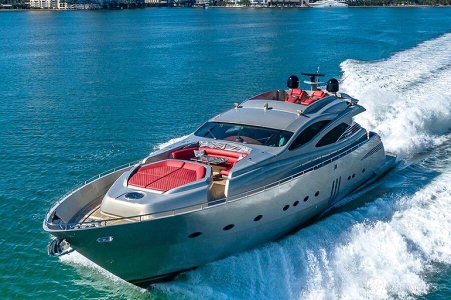 UNIQ YACHT CHARTERS UNIQ YACHT CHARTERS