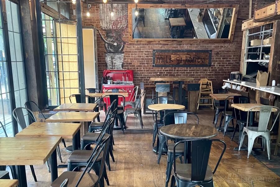 Main Dining Main Dining