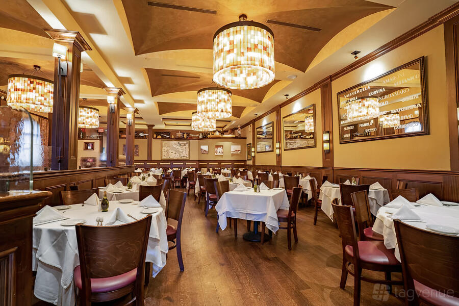 Dining Room at Il Bacco