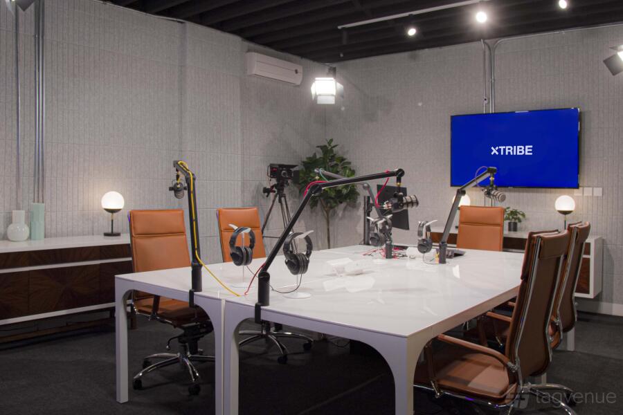 Professional Podcast Studio Professional Podcast Studio