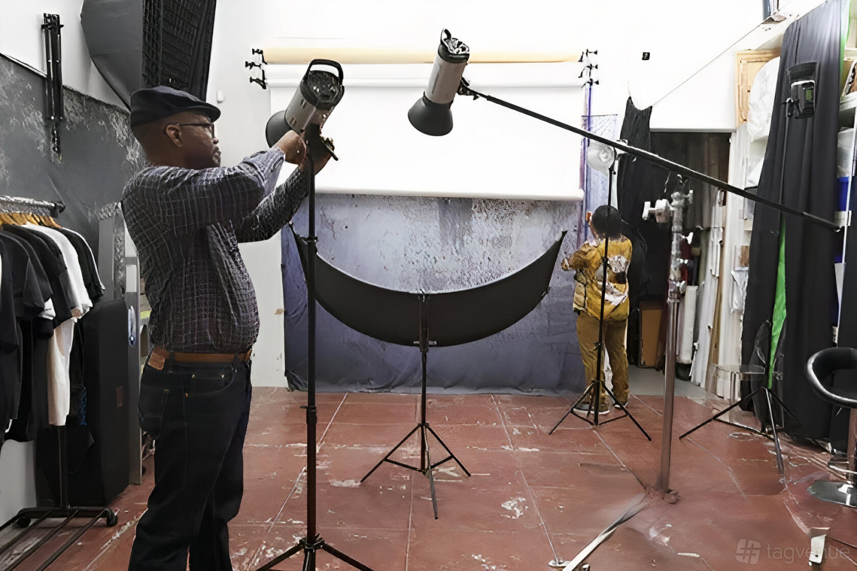 Photography studio with skylight in store front gallery - RBA Creative ...