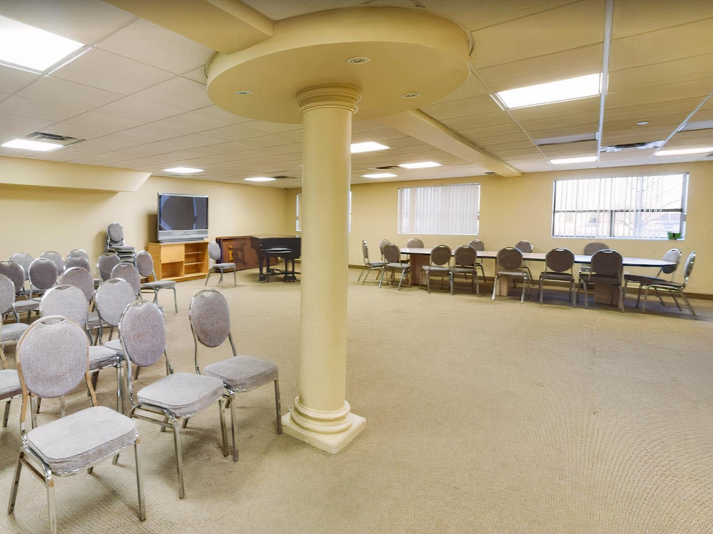 Salon at Trident Banquet & Conference Centre at your service