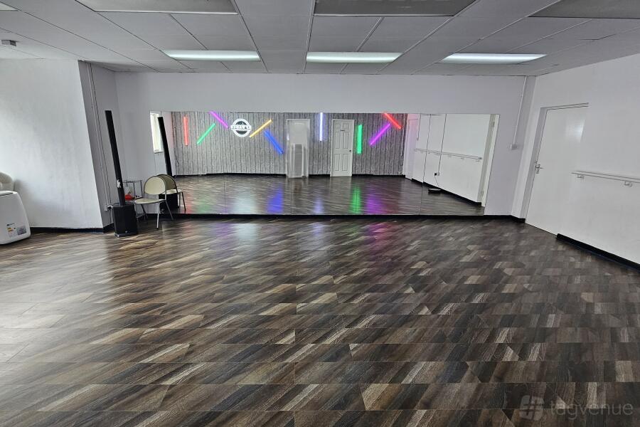 Dance Studio Dance Studio