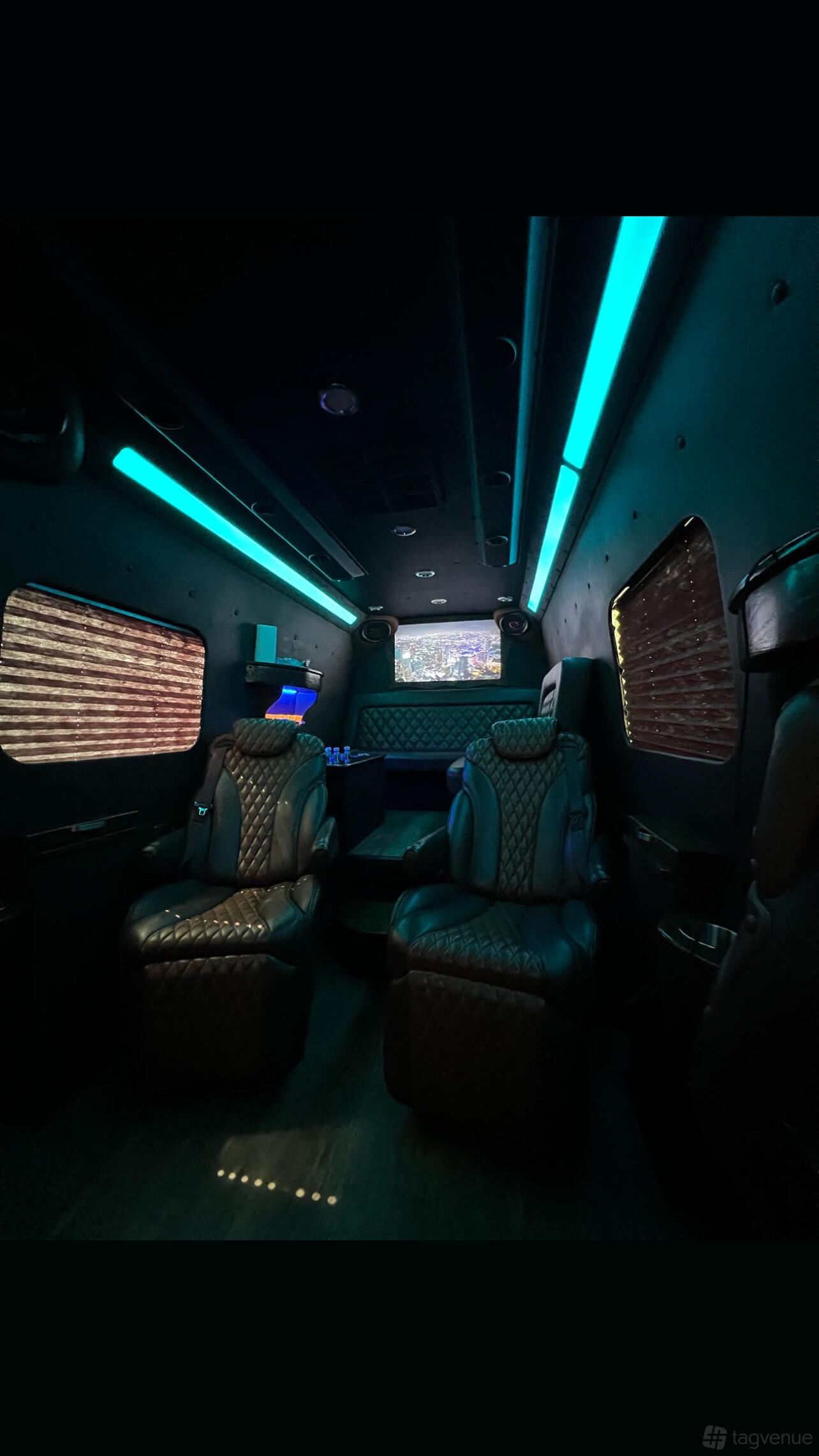 Mercedes Limo at Luxury Lifestyle Connections