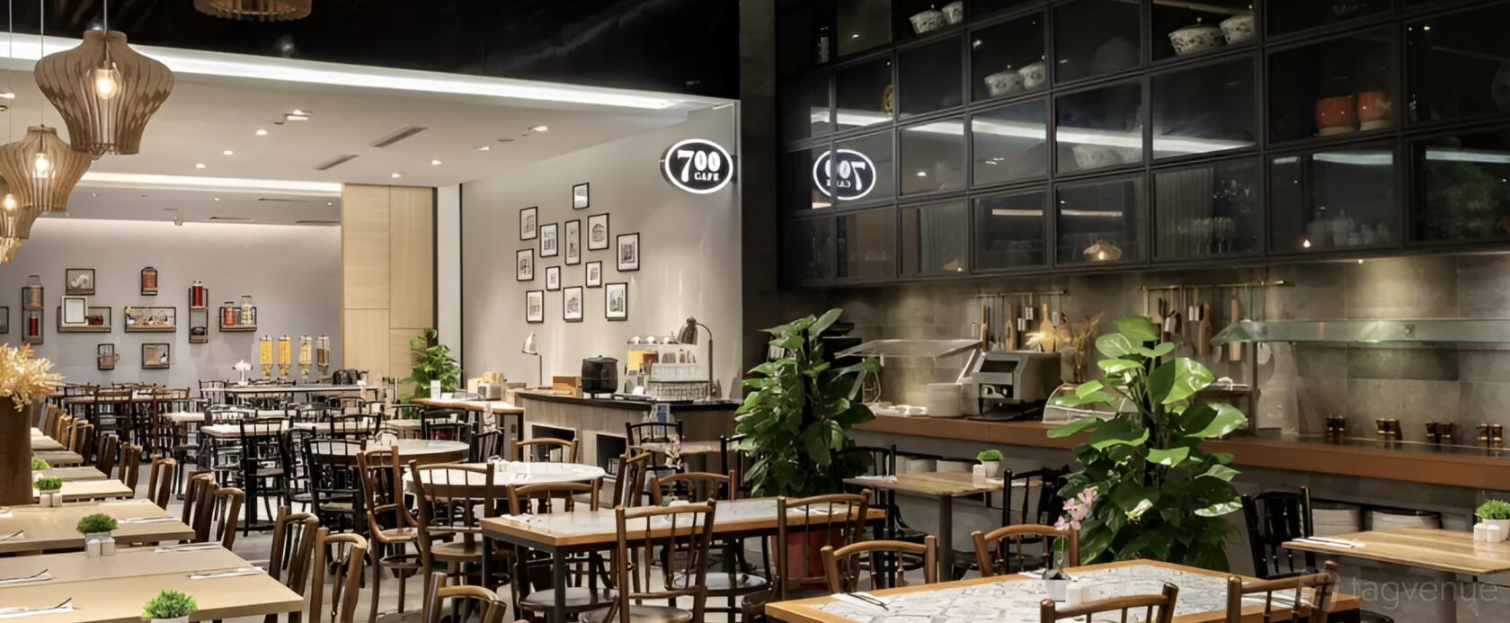Cafe One Strand 700 Café - Hotel Traveltine - Event Venue Rental - Tagvenue.com