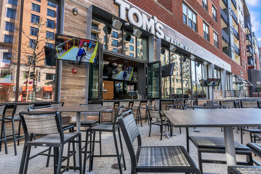 Right Patio Right Patio