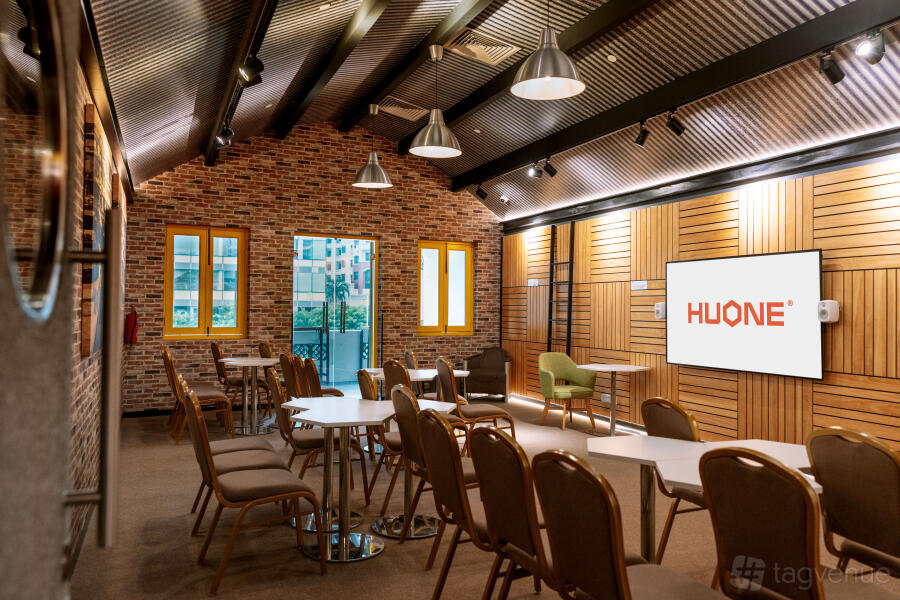 Warehouse Room at HUONE Singapore
