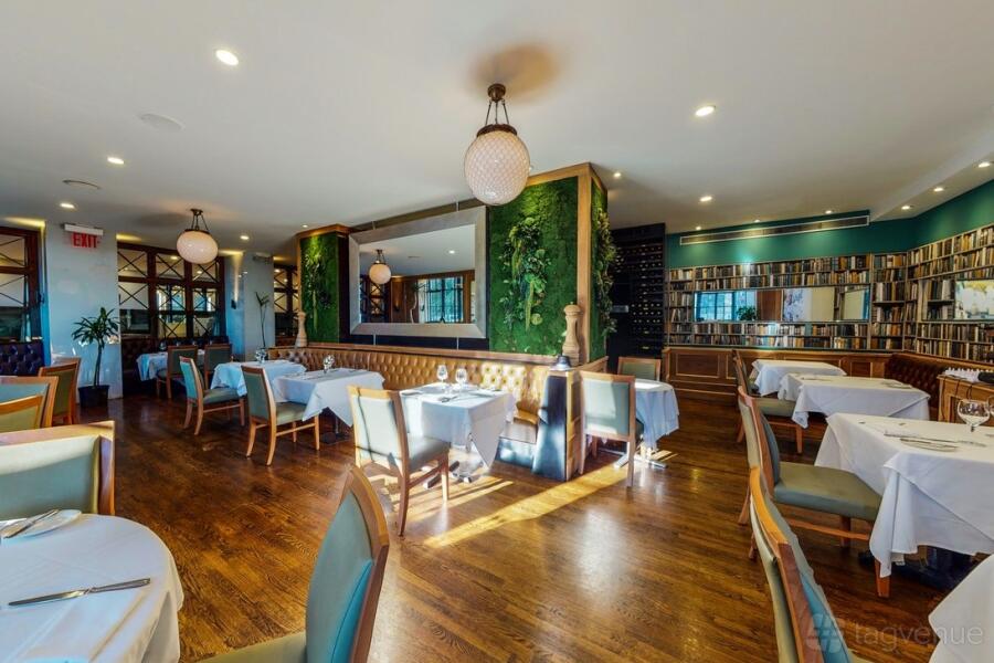 Main Dining Room at Tudor City Steakhouse