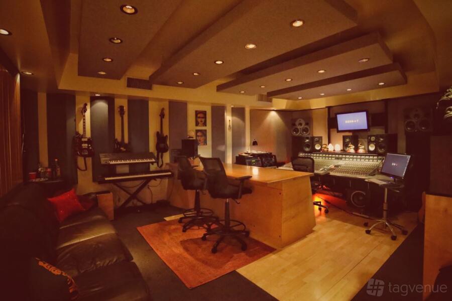 Main Room Main Room
