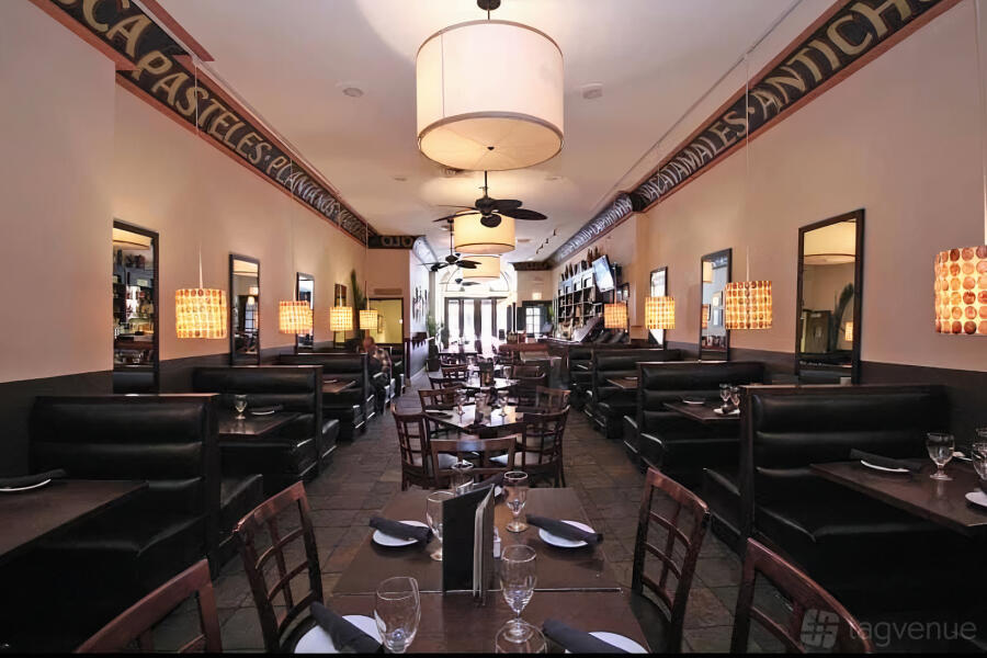 Main Dining Room at Havana Grill