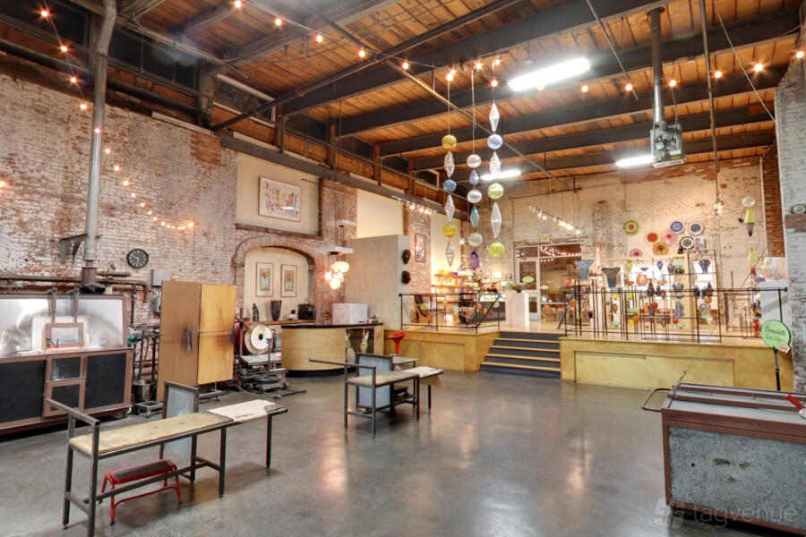 Entire Venue Entire Venue