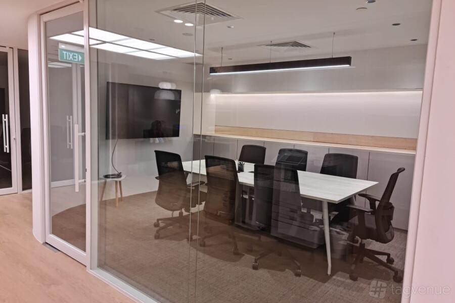 Boardroom M03 at