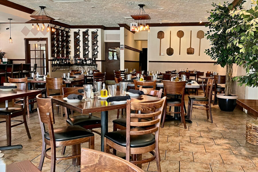 Dining Room at La Zingara Trattoria