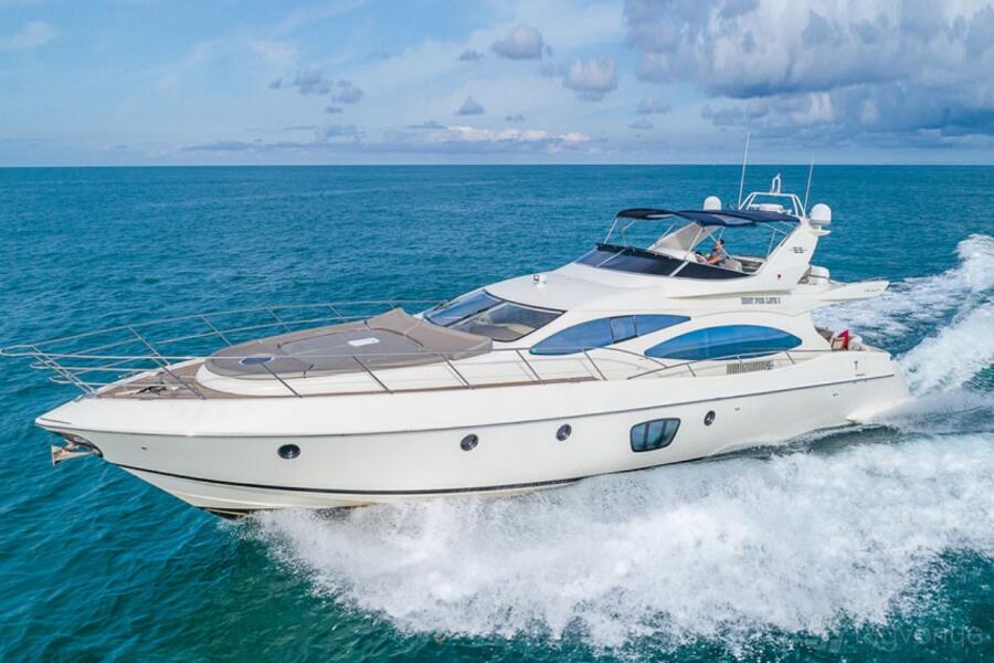Azimut 68 at