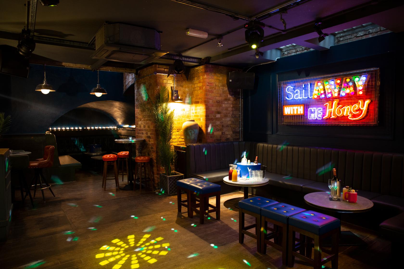 Basement Bar - The Oxford Market - Event Venue Hire - Tagvenue.com