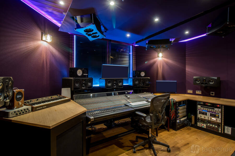 That One Studio Studio 1 - Park Chapel Studios - Event Venue Hire - Tagvenue.com