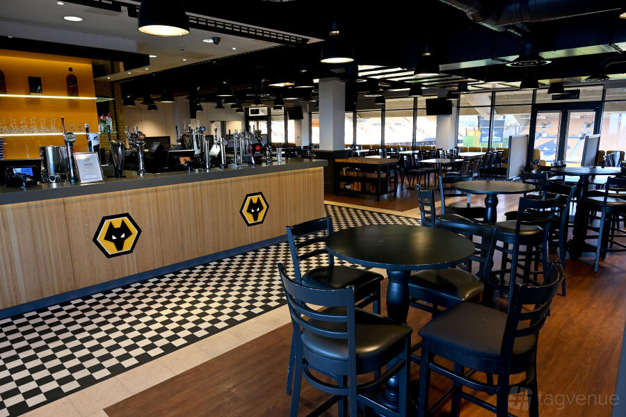 WV1 Bar at