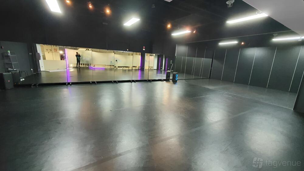 openstudio:model:... STUDIO 3A + 3B - Converge Studios Dhoby Ghaut MRT - Event Venue Rental ...