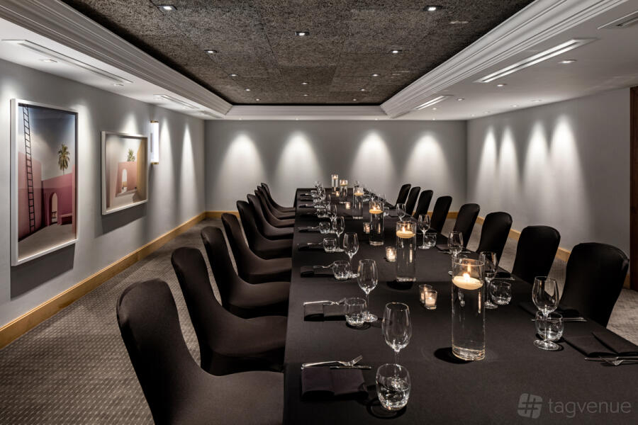 Private Room 17 Private Room 17