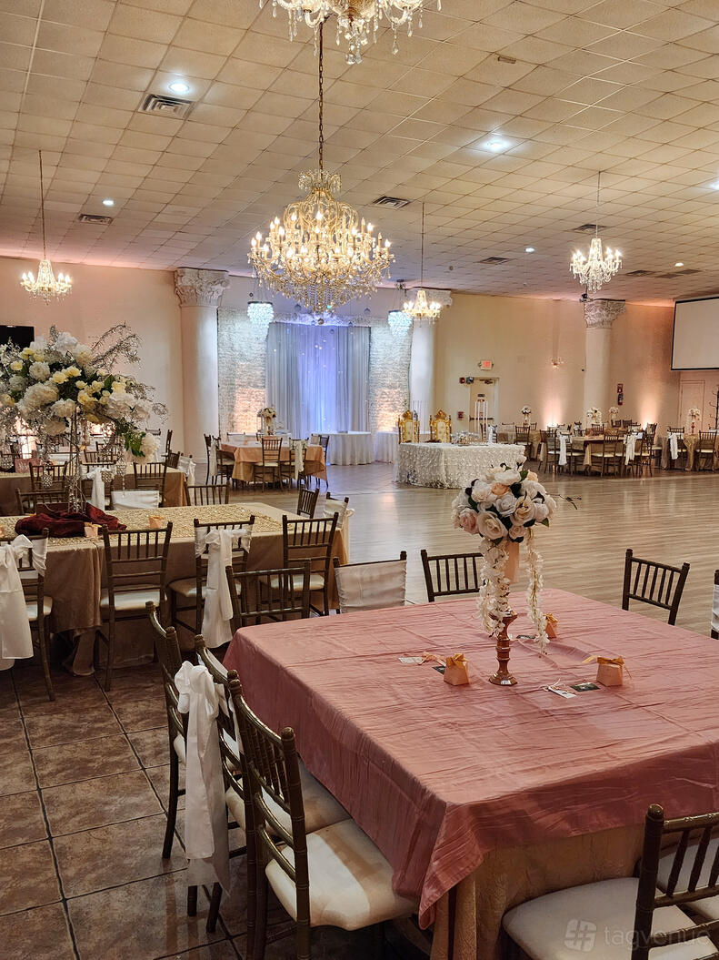 Memories Reception Hall Venue Rental in Houston, TX | Photos & Prices