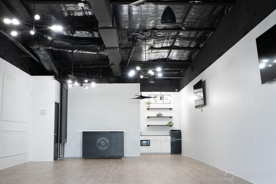 Event Space Reston Event Space - Trading Spaces HTX - Event Venue Rental - Tagvenue.com