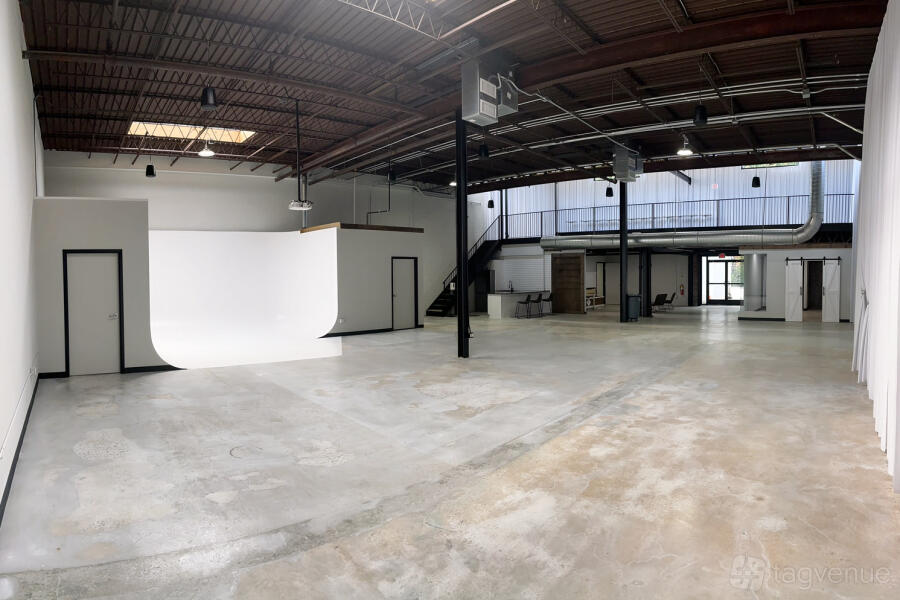 Entire Venue Entire Venue