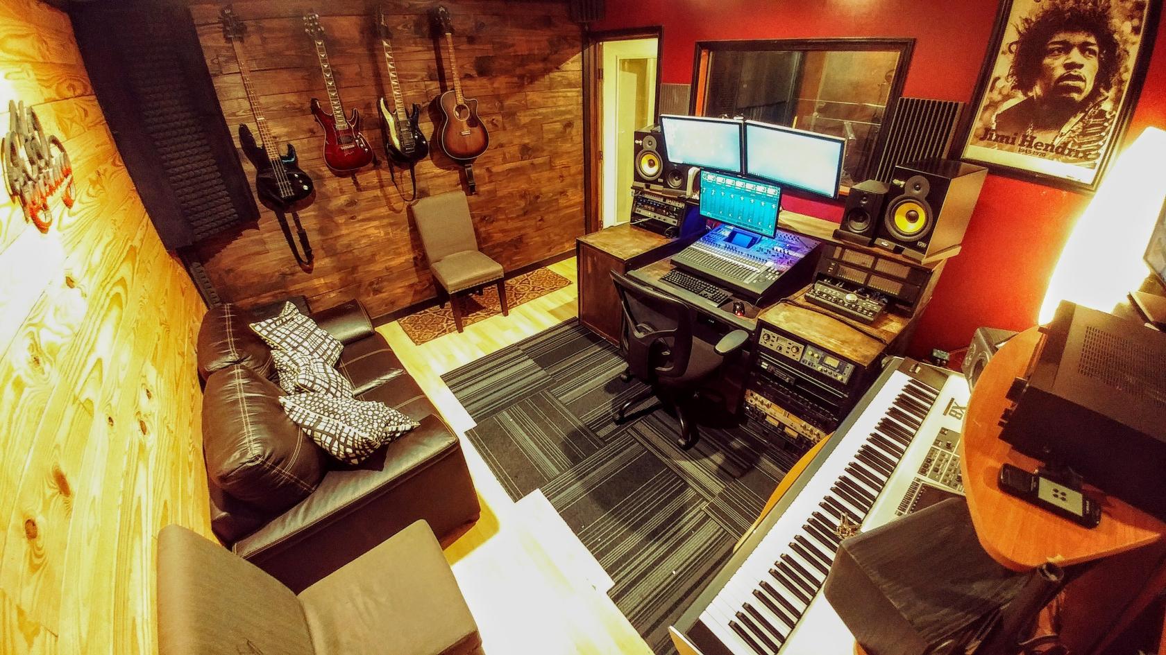Recording Studio No Instruments Recording Studio - 360 Recording Studio - Event Venue Rental - Tagvenue.com