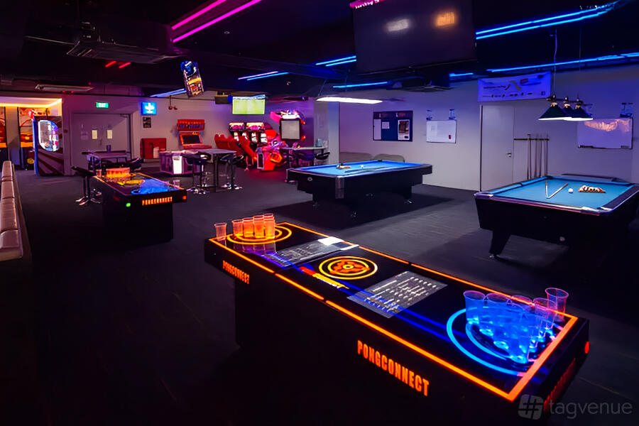 Major 99 Karaoke and Entertainment Center Major 99 Karaoke and Entertainment Center