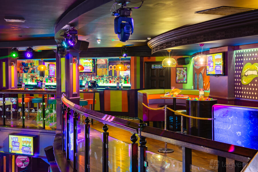 Mezzanine Mezzanine