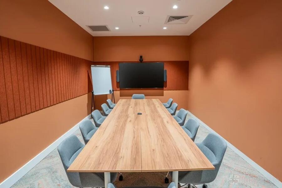 Hall at Waterman Monee Ponds