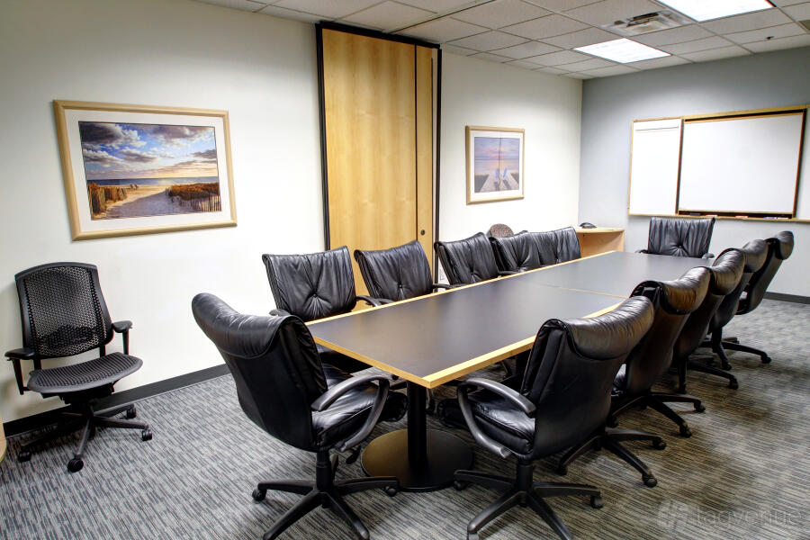 Large Conference Room Large Conference Room