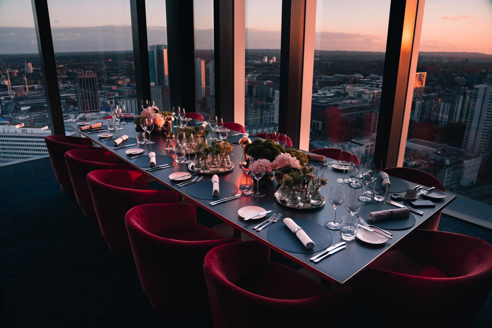 Private Dining Room - 24 Stories - Event Venue Hire - Tagvenue.com