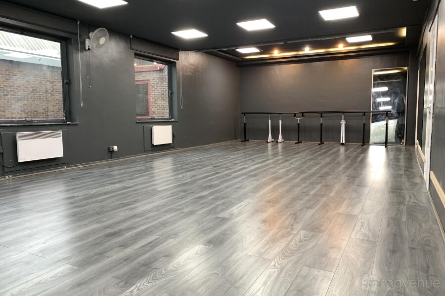 STUDIO 3 STUDIO 3