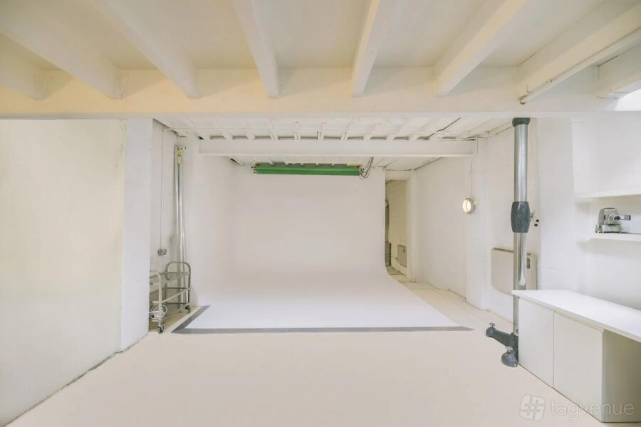 Entire Studio Entire Studio