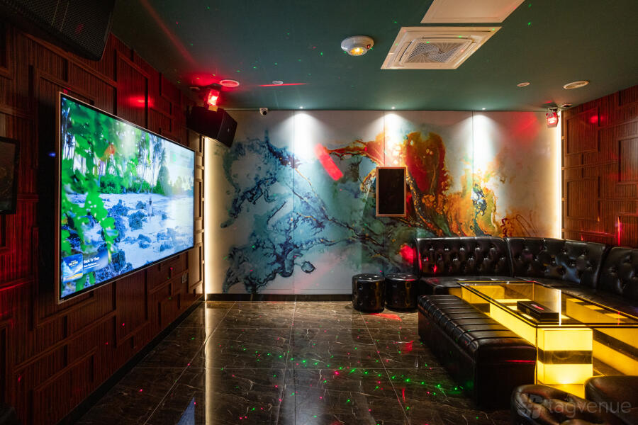 Karaoke & Party Room K1 at