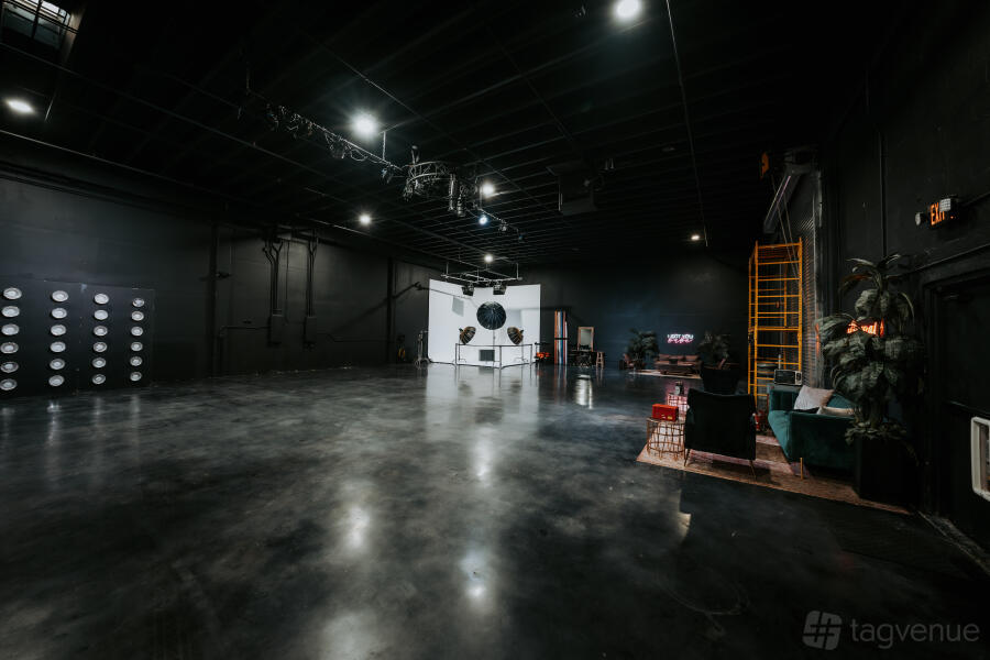 All Black Modern Warehouse All Black Modern Warehouse
