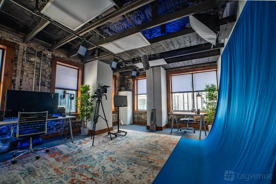 Entire Studio Entire Studio