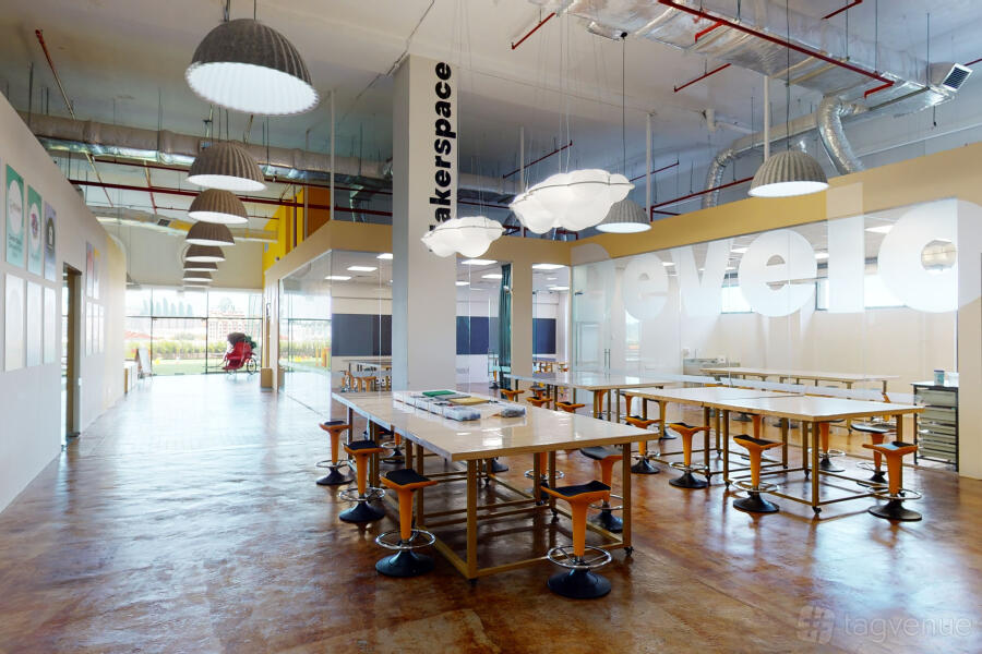 Makerspace - Community Area Makerspace - Community Area