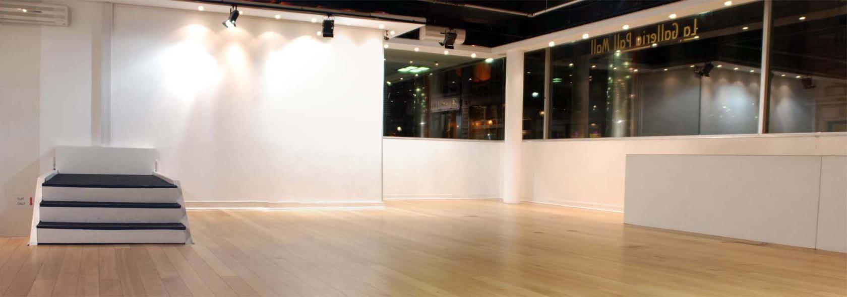 pall mall chat sites 116 pall mall is close to piccadilly circus and charing cross stations, there is parking in waterloo place adjacent to the building the main function rooms and business centre are available for exclusive hire weekdays, the other rooms including cafe and wine bar are available in the evenings. pall mall chat sites 116 pall mall is close to piccadilly circus and charing cross stations, there is parking in waterloo place adjacent to the building the main function rooms and business centre are available for exclusive hire weekdays, the other rooms including cafe and wine bar are available in the evenings.