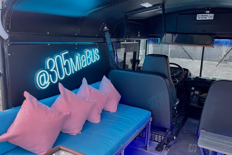 Party Bus VIP Party Bus VIP